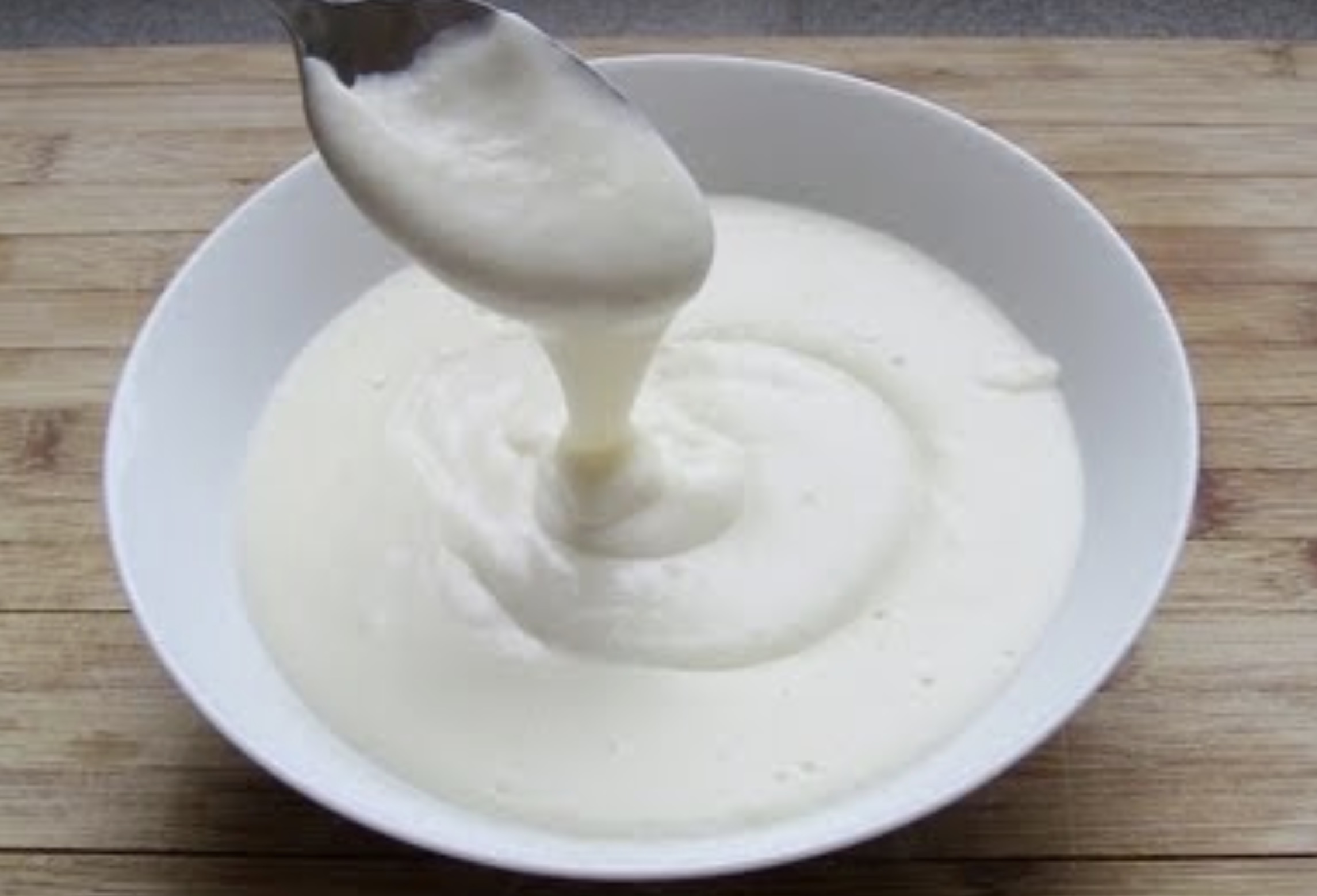 Cómo hacer bechamel fácil, rápido y sin grumos